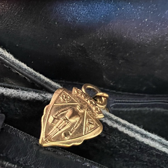 GUCCI 1970s GG Monogram Crossbody Bag - Picture 8 of 9